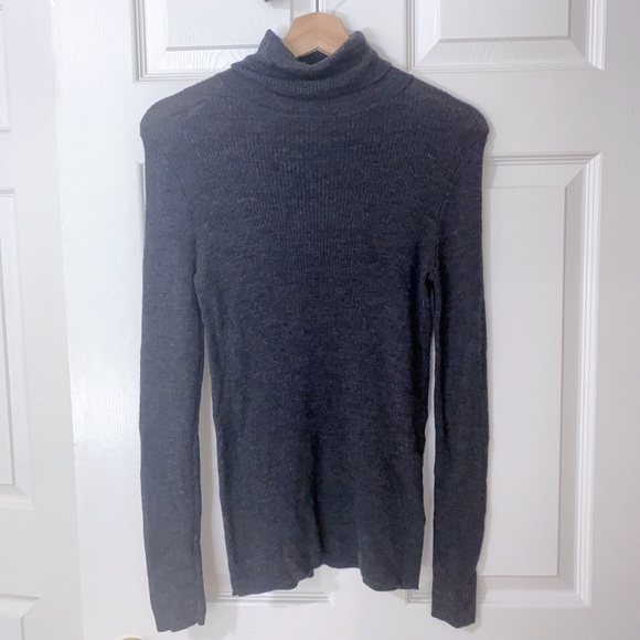 Uniqlo sweater size L - Picture 1 of 1